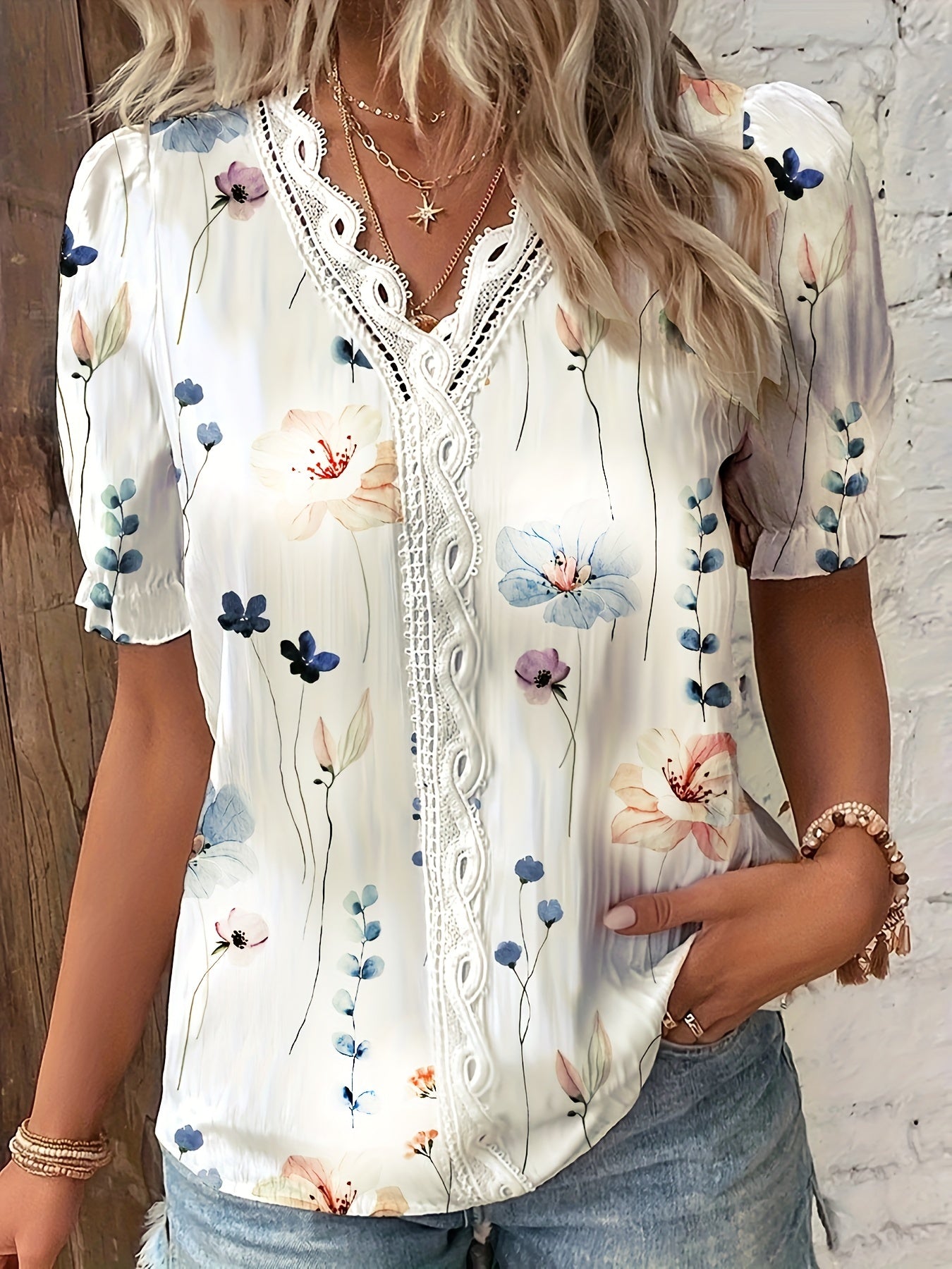 Vzyzv Floral Print Contrast Lace Blouse, Casual V Neck Short Sleeve Summer Blouse, Women's Clothing