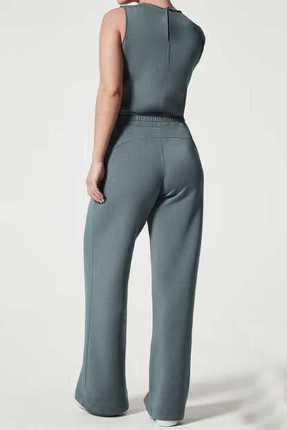 Casual Simplicity Solid Pocket O Neck Loose Jumpsuits